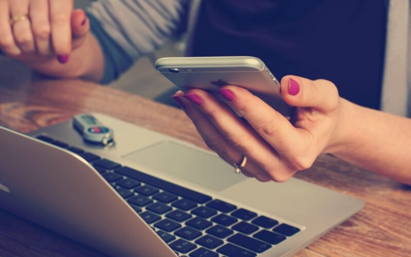 Home Office Tech Setup: Essential Gear for Remote Workers